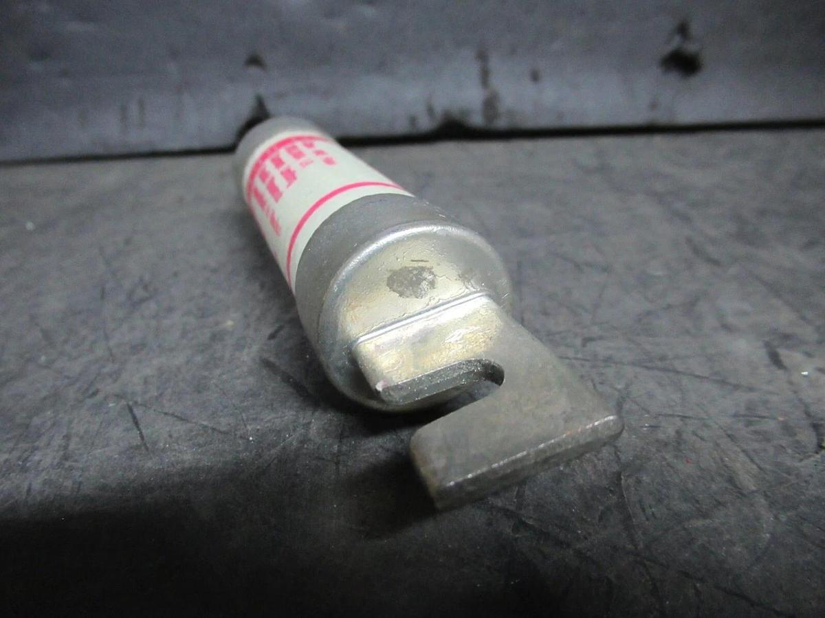 Used LOT OF 3 GOULD-SHAWMUT TRI-ONIC DUAL-ELEMENT TIME-DELAY FUSE TR100R 250 V 100 A