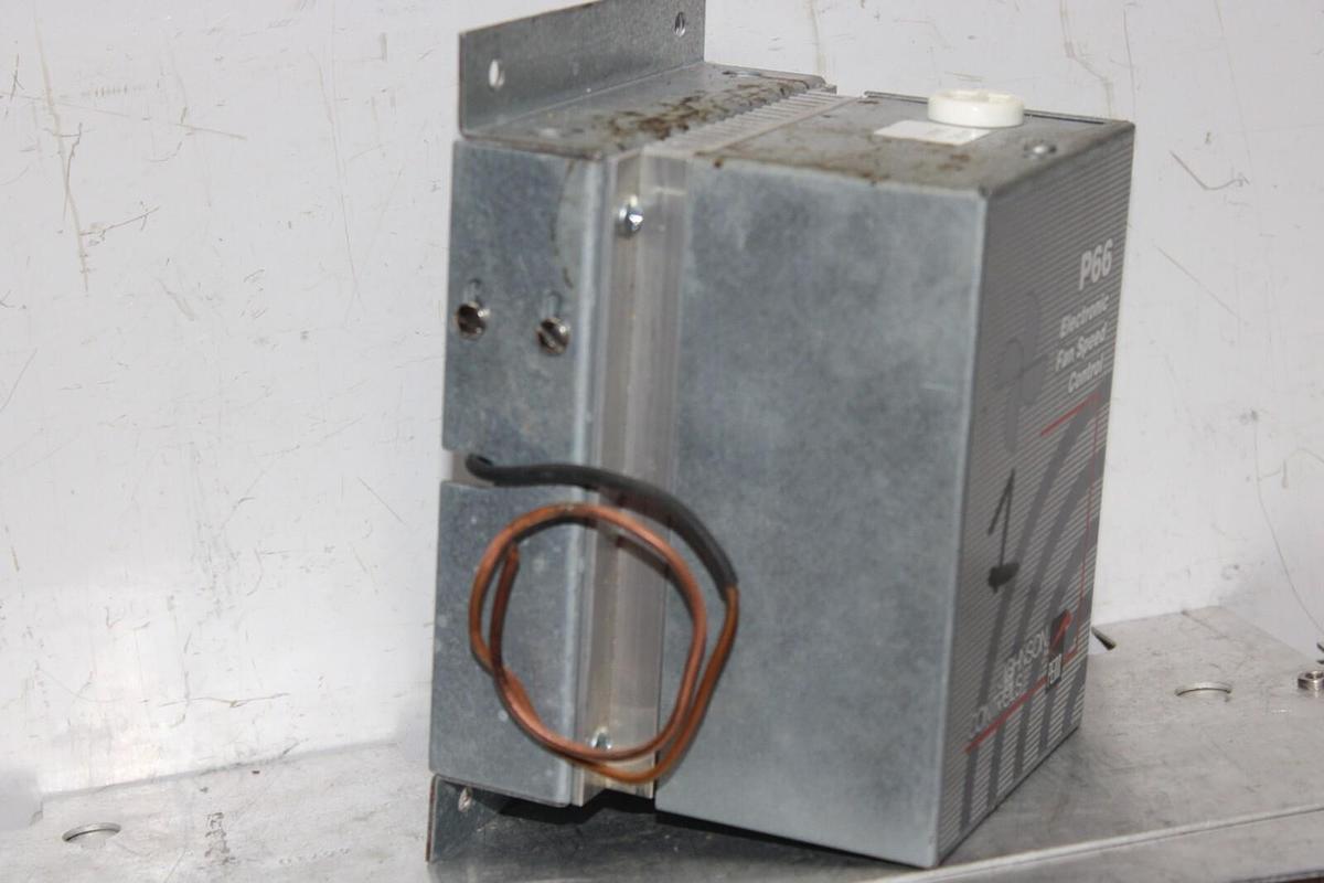 Used JOHNSON CONTROLS P66 ELECTRONIC FAN SPEED CONTROL **WARRANTY INCLUDED**