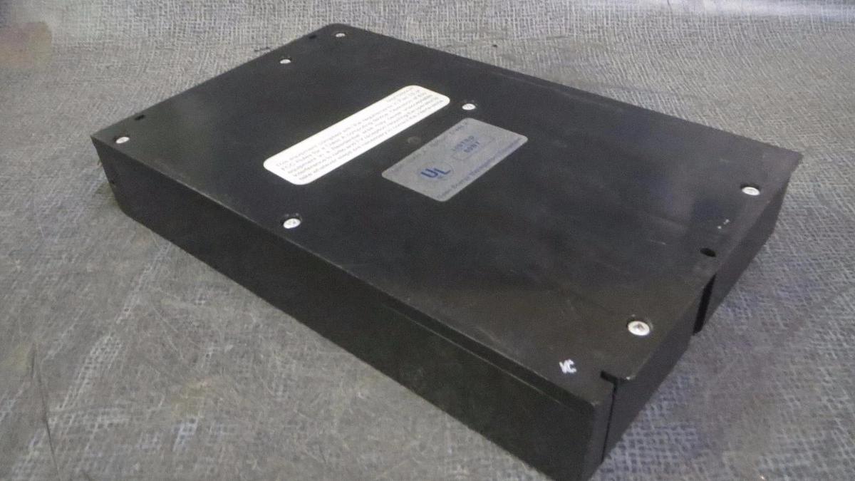 Used CARRIER UNITED TECHNOLOGIES 8 INPUT PLC MODULE - MODEL: CEAS420773-01