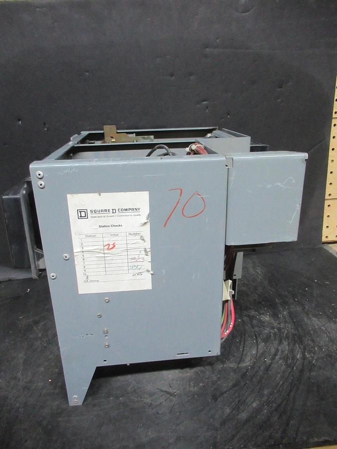 Used SQUARE D MCC MOTOR CONTROL STARTER 12" MODEL 5 W/ NEMA SIZE 1 8536SCO3 3 AMP