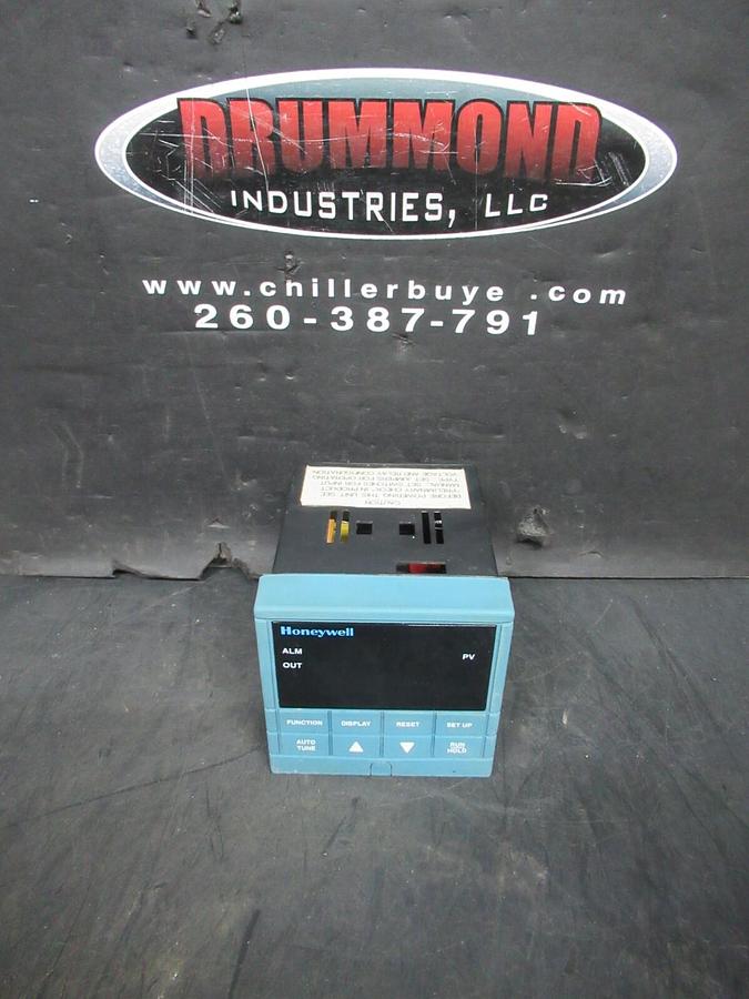 Used HONEYWELL BURNER CONTROL KEYBOARD DISPLAY UDC2000 MINI-PRO DC200C-0-010-1000B0-0