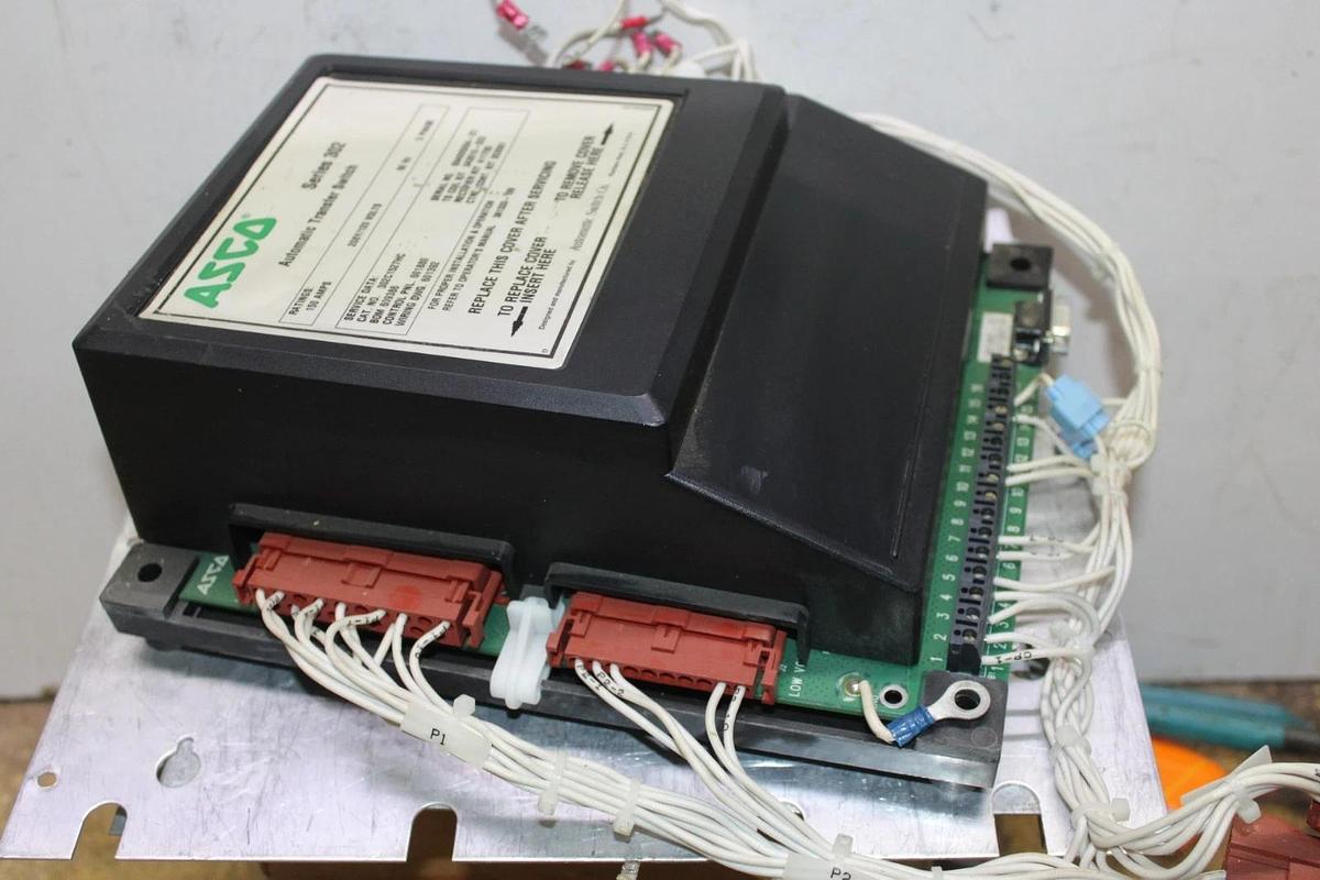 Used ASCO AUTOMATIC TRANSFER SWITCH SERIES 302 302C1527HC 208V 150 AMP 3-PHASE