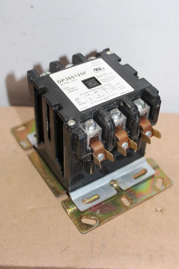 Used INTERNATIONAL REFRIGERATION PRODUCTS CONTACTOR DP360120F 60 AMP 600V 3-PHASE