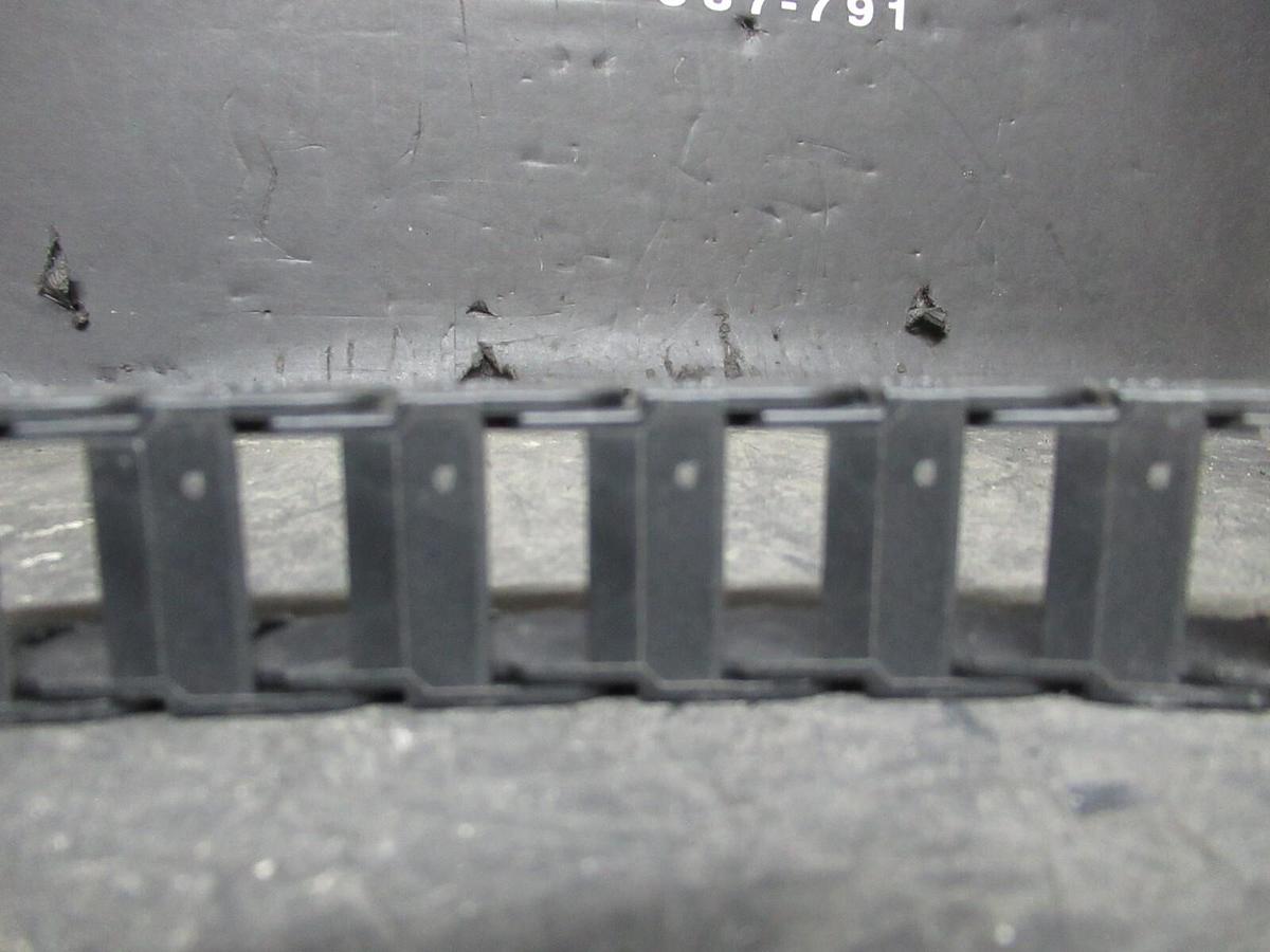Used IGSU PLASTIC WIRE TACK 6" LENGTH X 1" WIDTH X 5/8" TALL R18 07 1.2 *WARRANTY*