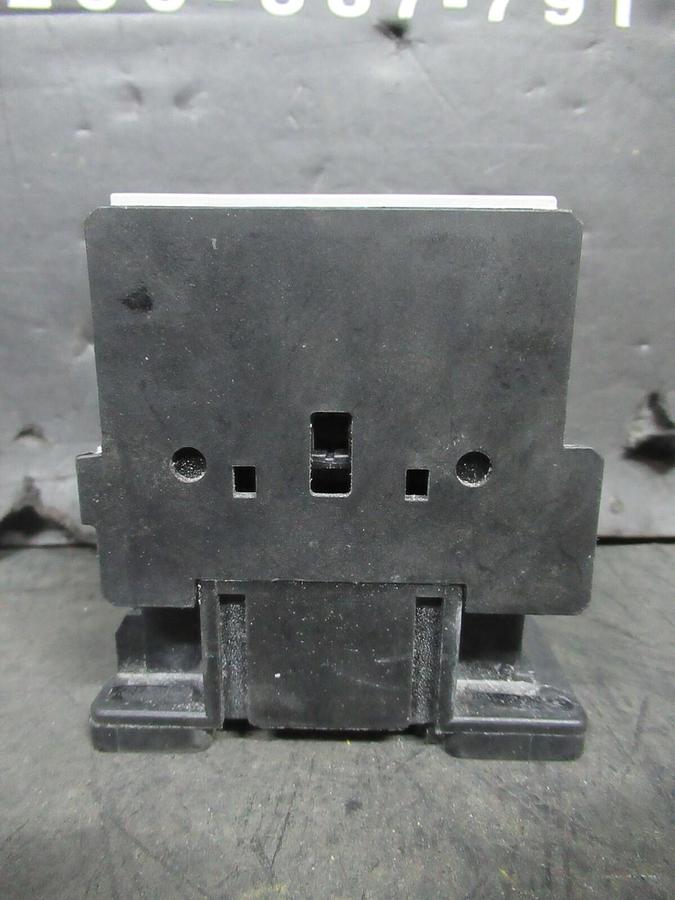 Used GE AUXILIARY RELAY RL4RA022T MOD. 1 600 VAC 20 AMP 110/120 VOLT COIL