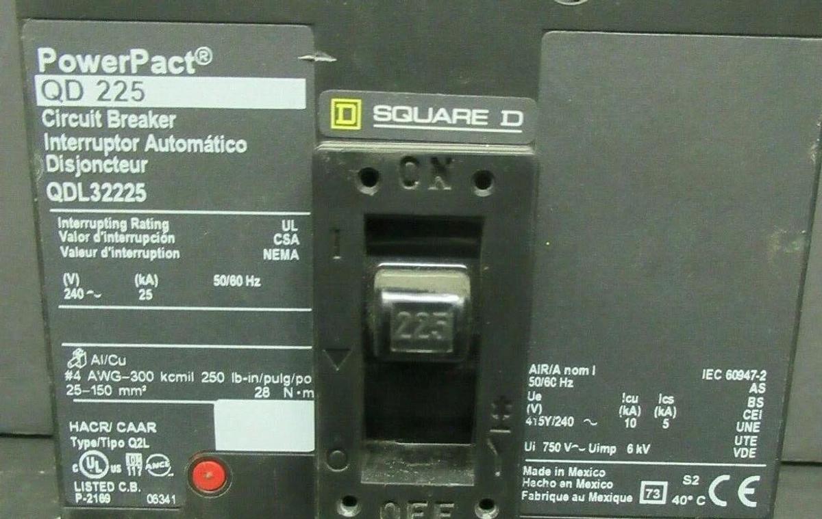 Used 225 AMP SQUARE D POWERPACT BREAKER QDL32225 3 POLE 240 VAC W/ MOUNTING PLATE