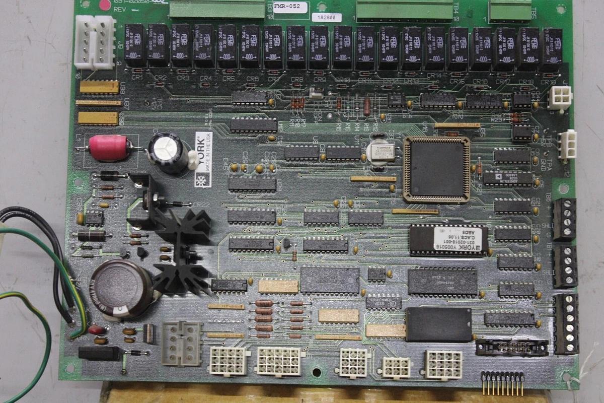 Used YORK CHILLER I/O CONTROL CIRCUIT BOARD 031-02050-002 **WARRANTY INCLUDED**