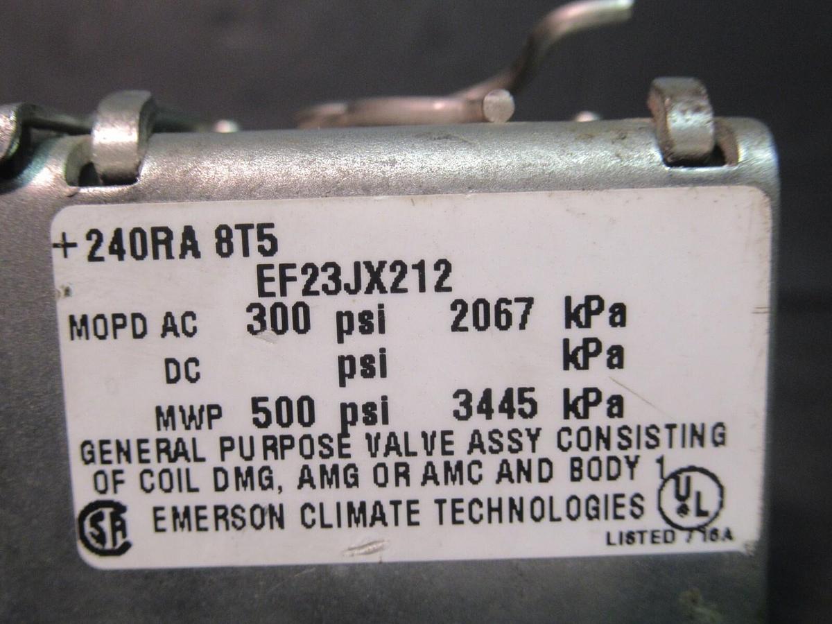 Used CARRIER GENERAL PURPOSE VALVE EFJX212 120 VOLT - 17 WATT - 300 PSI **WARRANTY**