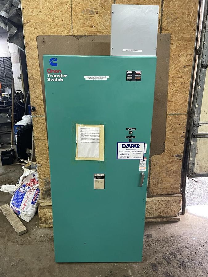 Used ONAN CUMMINS TRANSFER SWITCH OT-1000 1000 AMP 208 VAC 3-POLE W/ 0306-3456-12