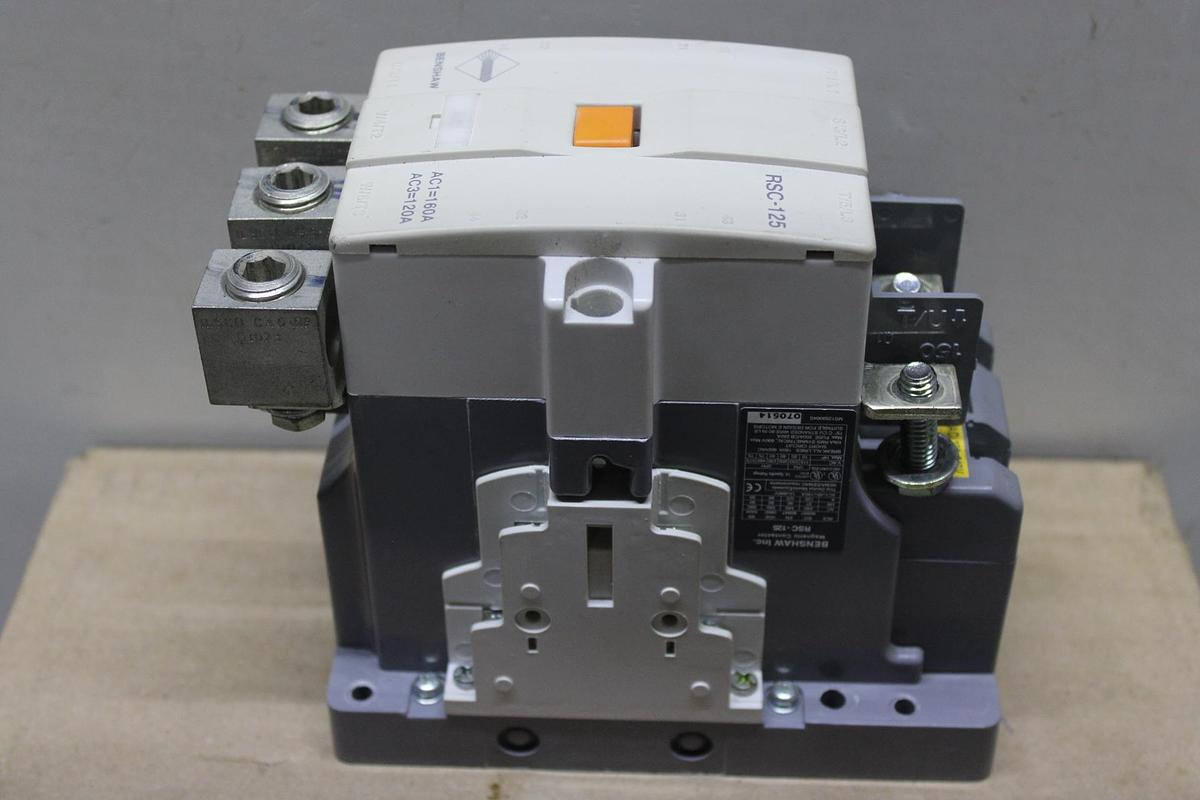 Used CUTLER HAMMER CONTACTOR 6 AMP 600 VAC W/ TIME DELAY RELAY C320TP1
