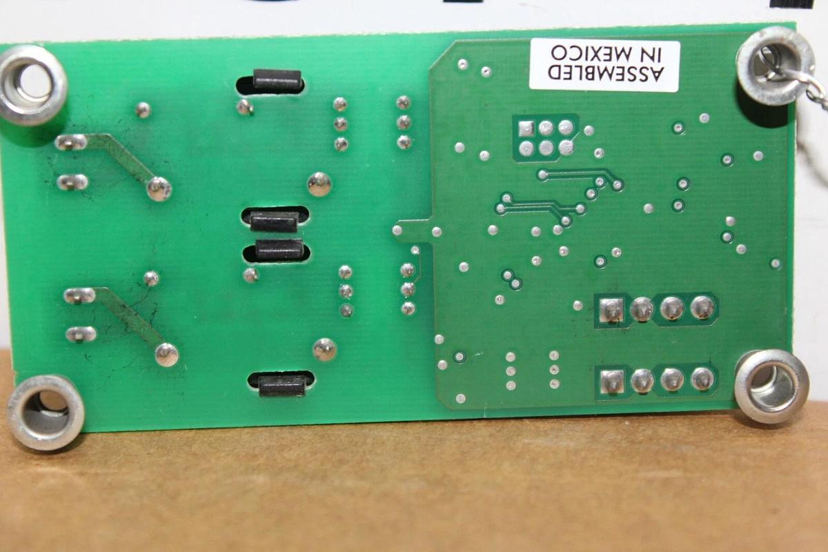 Used TRANE HIGH VOLTAGE BINARY INPUT 6400-1120-03 REV. B X13650729-04 REV. E