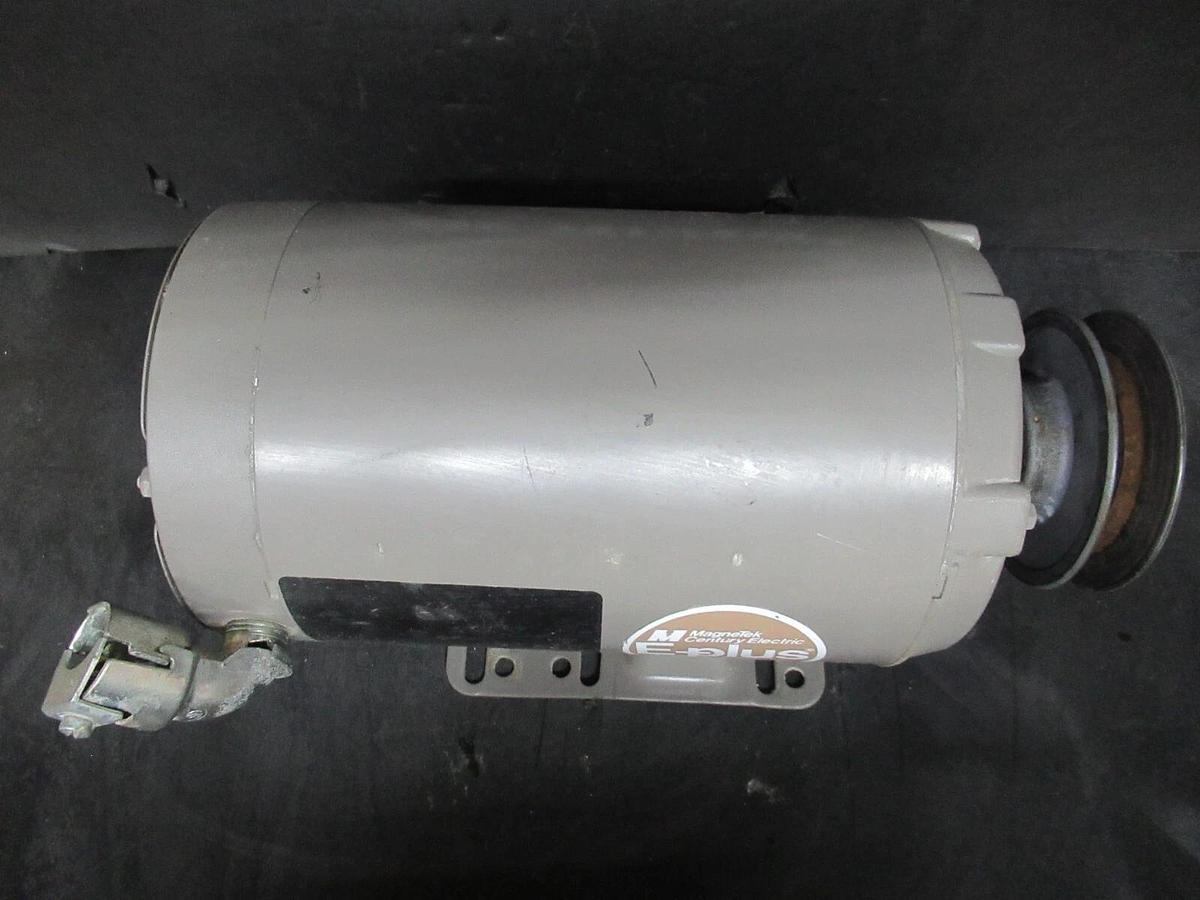 Used CENTURY MAGNETEK MOTOR E101 8-349221-01 1.5HP 1745 RPM 1.15 SF 3.9A 460V DP-ENCL