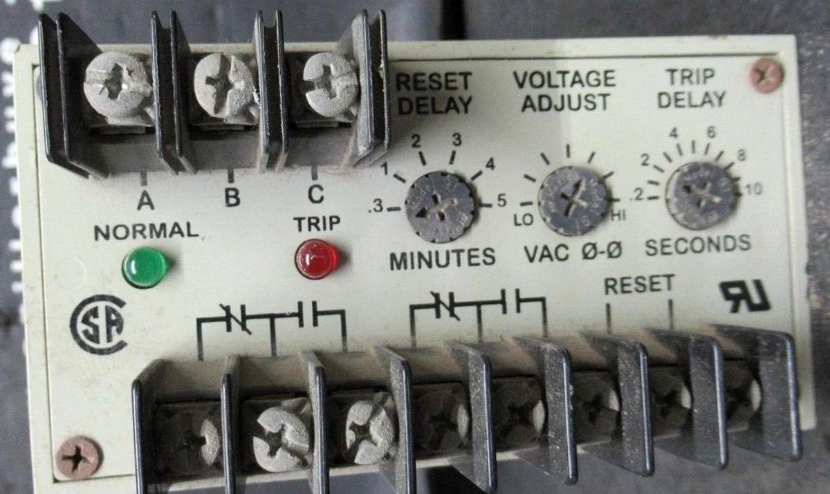 Used TIME MARK 3-PHASE POWER MONITOR B2652 208/240 VAC 60 HZ 10 AMP **WARRANTY**