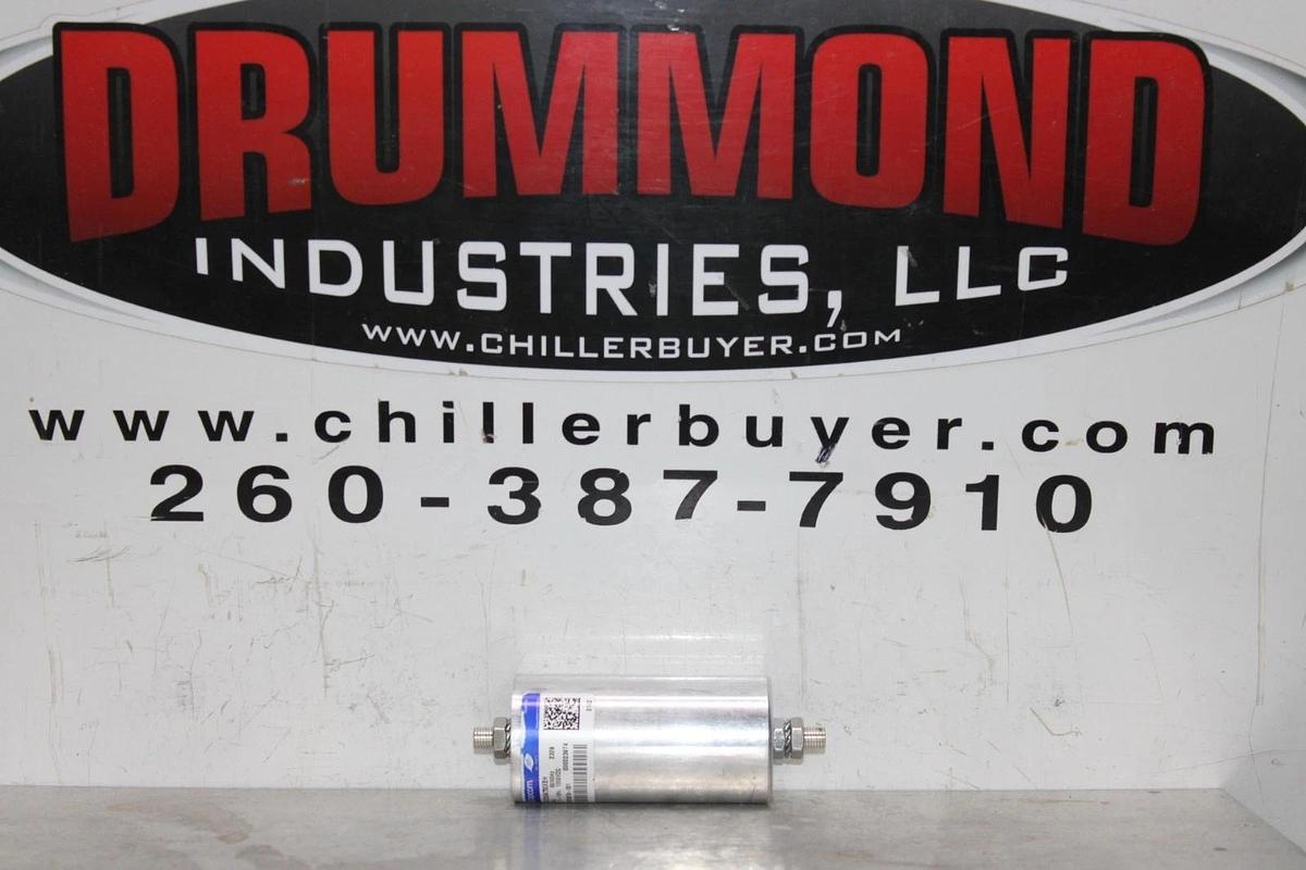 Used CAPCOM CAPACITOR 24DC033A750XBH 3.3 uF ±10% 1050 VDC 50/60 HZ **WARRANTY**