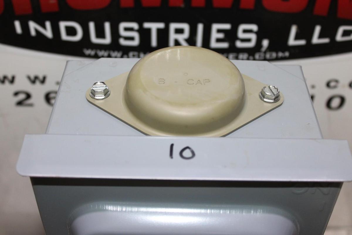 NIB SQUARE D HEAVY DUTY SAFETY SWITCH H361RB 30 AMP 600 VAC TYPE 3R NON-FUSIBLE