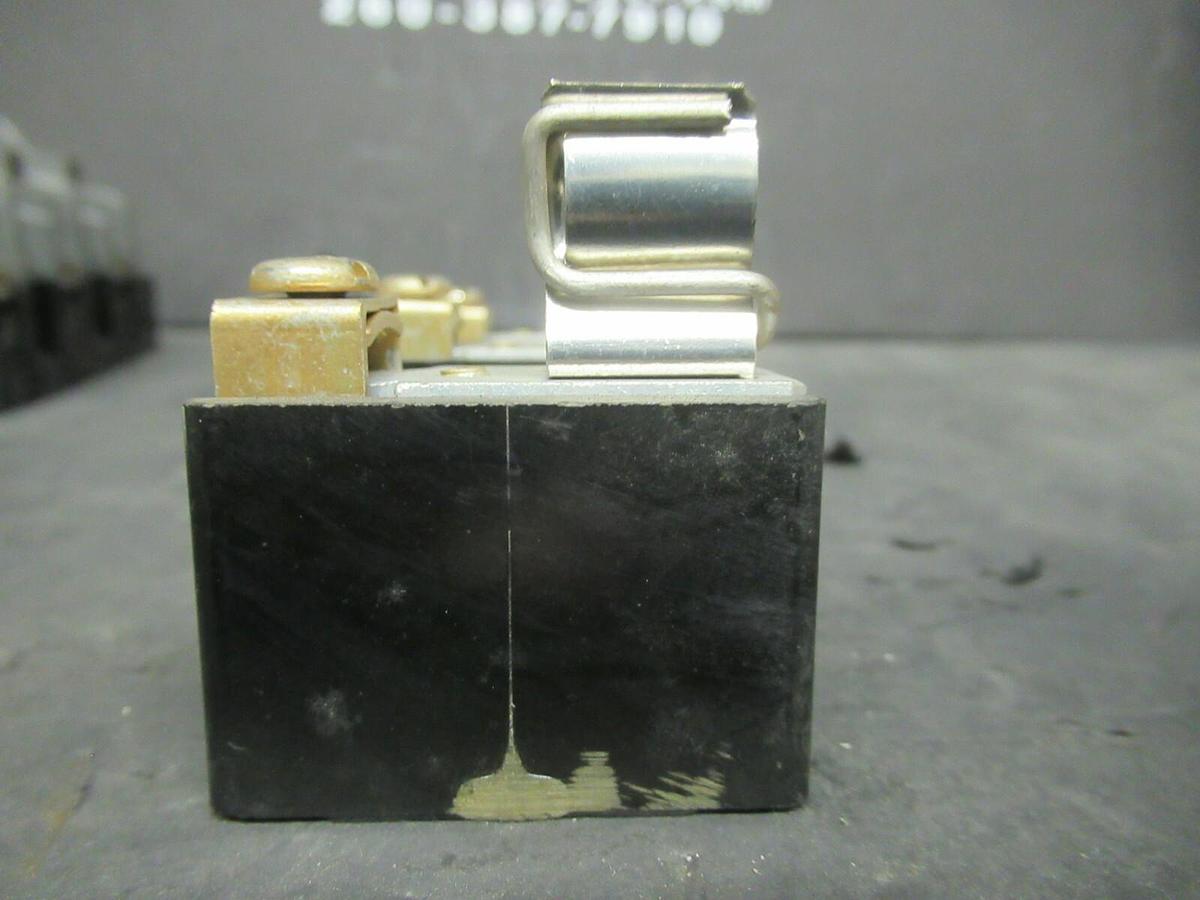 Used ALLEN BRADLEY DISCONNECT SWITCH BUL. 1494F 600 VAC 30 AMP 20 HP
