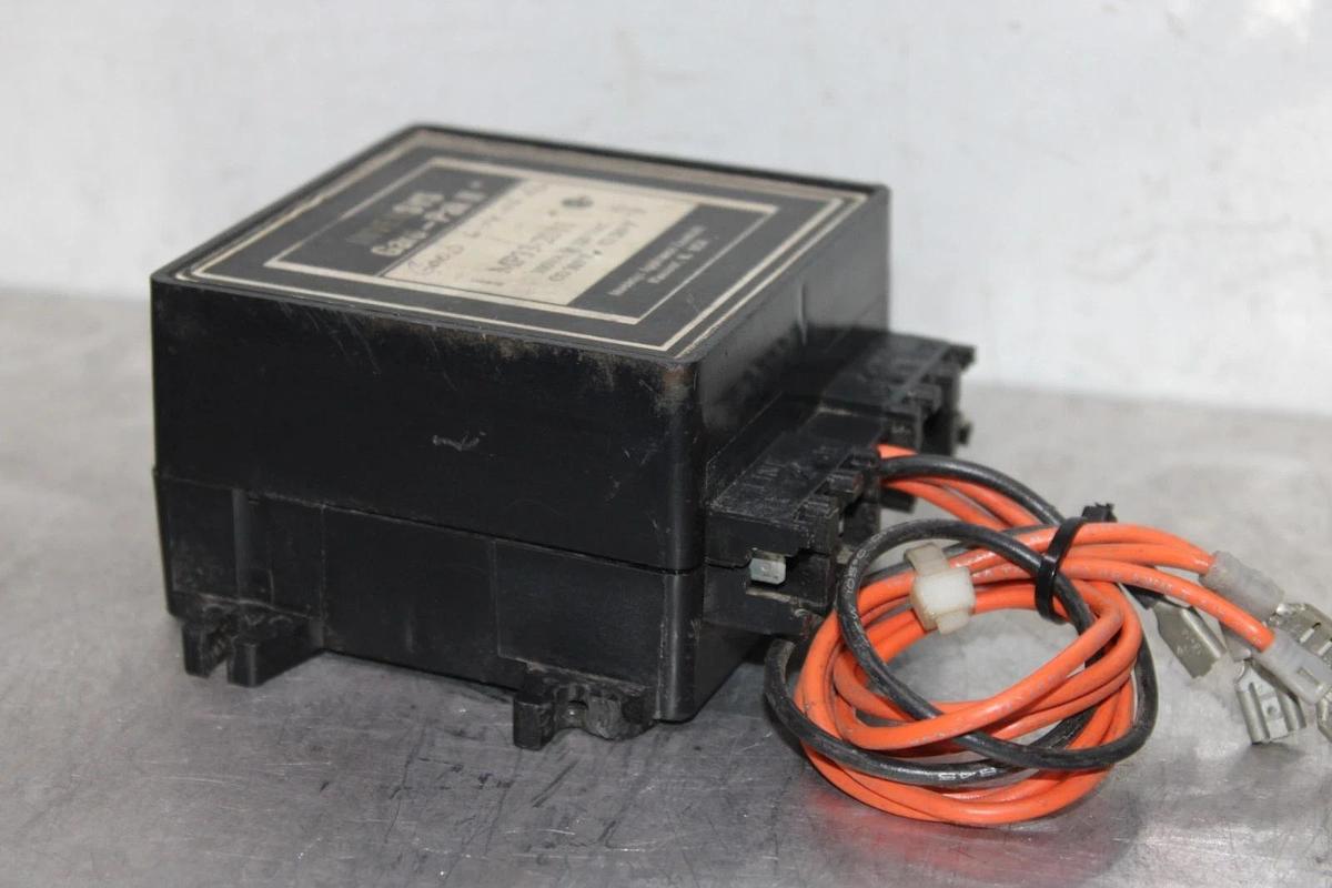 Used INVENSYS GARD-PAK II MP33-2011 300 VA @ 120 VAC ELECTRIC MOTOR PROTECTOR