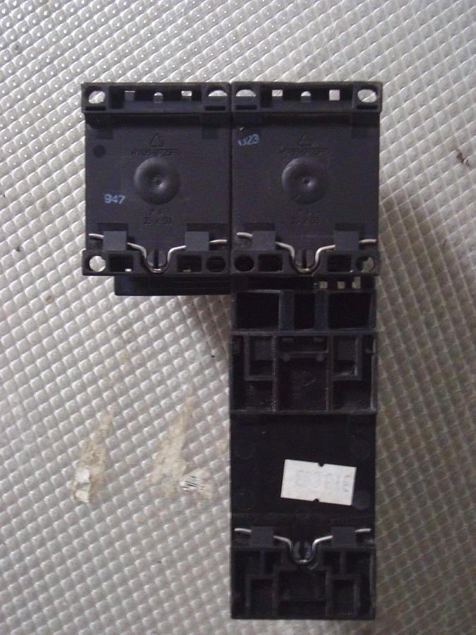 Used SIEMENS SIRIUS MOTOR START SET 1.8-2.5 AMP # 3RV1021-1CA10 W/ 3RT1015-1BB42 X 2