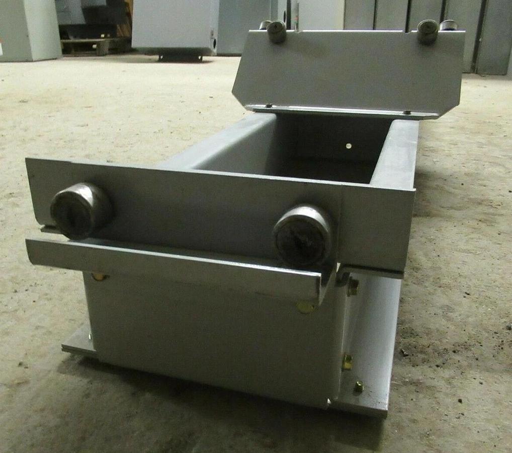 Used GENERAL ELECTRIC GE AKR BREAKER LIFTING DEVICE CRANE MOUNTING HOIST FRAME