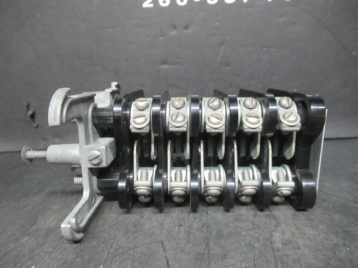 Used GENERAL ELECTRIC ROTARY SWITCH G1X2 3472534 SB-1