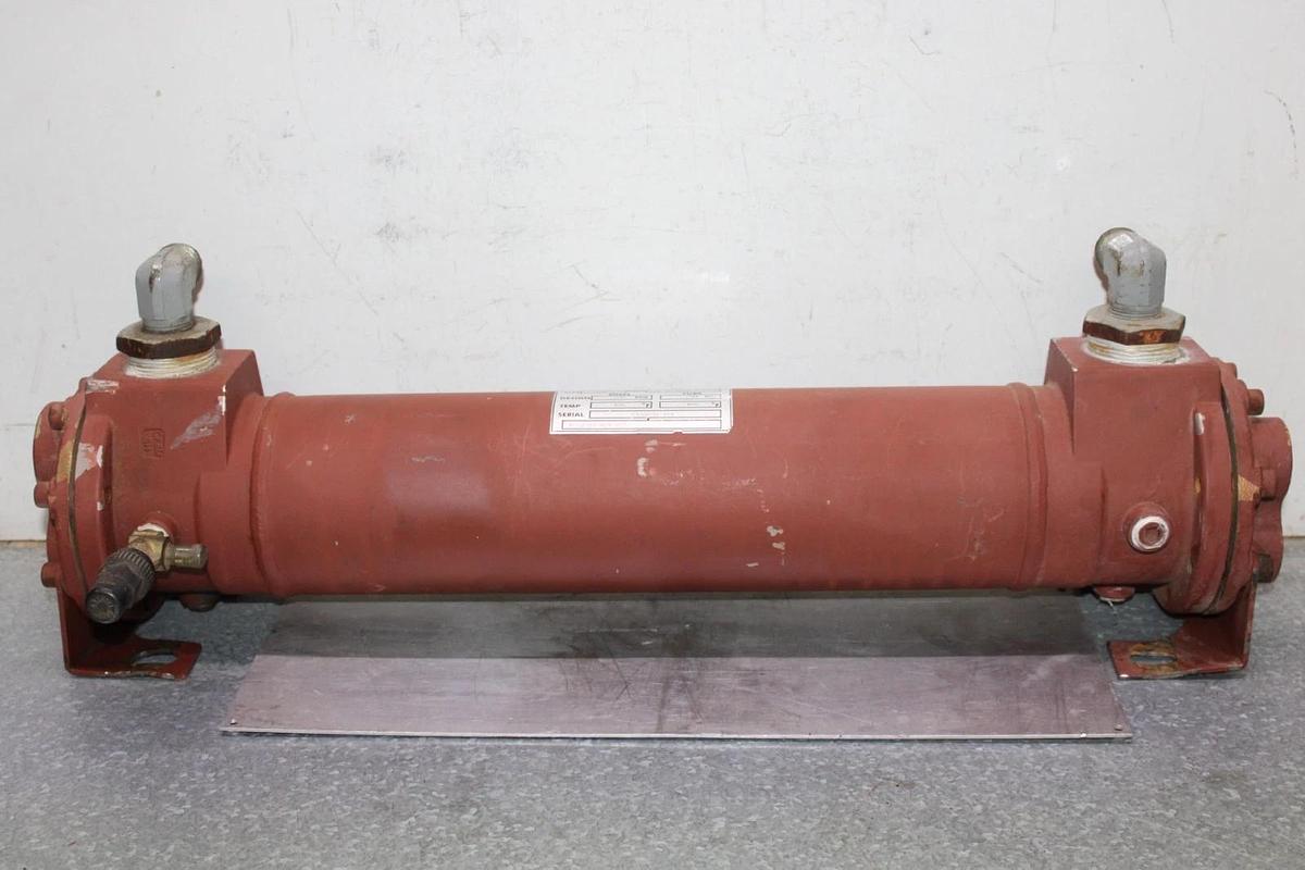 Used API BASCO HEAT EXCHANGER 4-W-24-MAHT-4-P-CP 04024 240 PSIG 400°F 2' X 6"