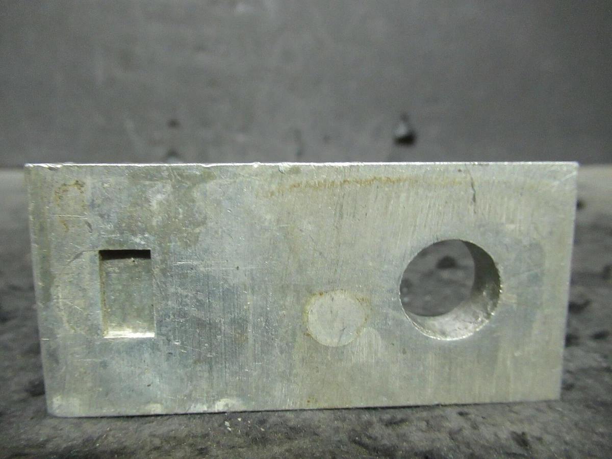 Used 3 QTY SQUARE D C-505 (SINGLE) 1 BARREL MECHANICAL CONNECTOR LUG TAP 500 MCM 3/0