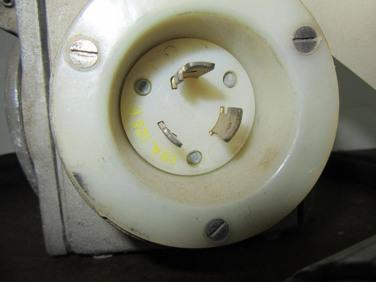 Used CIRCLE - D HEAVY DUTY ALUMINUM 120 V 3 W TWIST - LOCK ELECTRICAL CORD SPLITTER