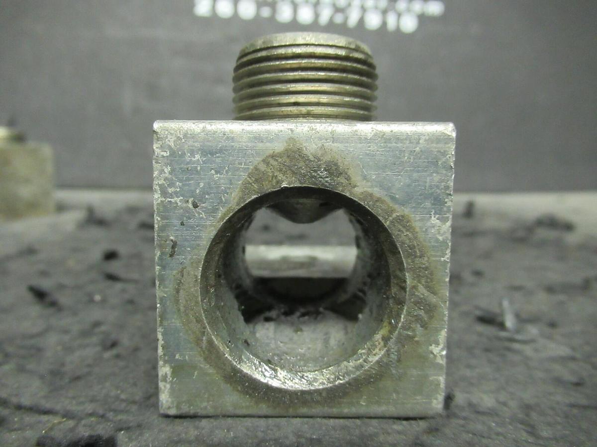 Used (3) QTY CMC LA-600 1 (SINGLE) BARREL MECHANICAL CONNECTOR LUG TAP 600 KCMIL - 2
