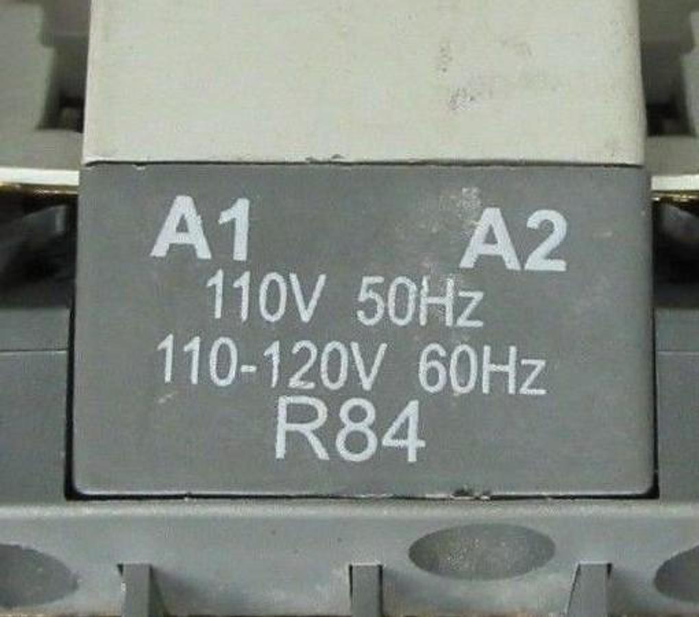 Used YORK CONTACTOR 024-31100-000 600V 7.5HP 26A **WARRANTY INCLUDED**