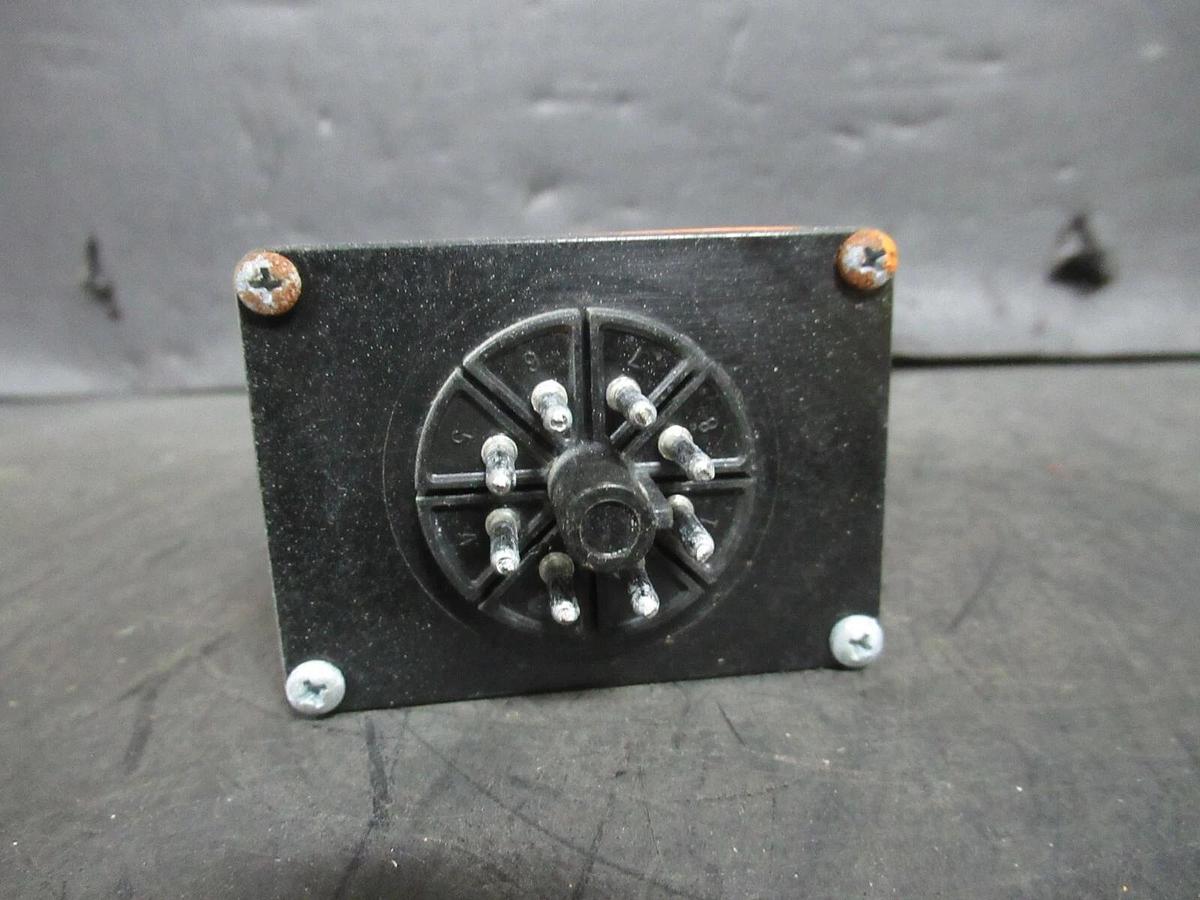 NIB ATC TIME DELAY RELAY TUC-120-AKA-030 0-30 SECOND 120 VAC/DC 10 AMP @ 250 VAC