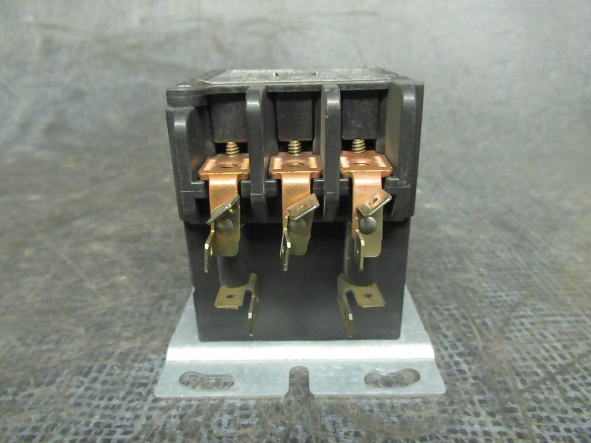 Used FURNAS CONTACTOR 42BF35AFAJ0 HN53CC115J 30 AMP 600 VAC 10 HP 3 POLE COIL: 120V
