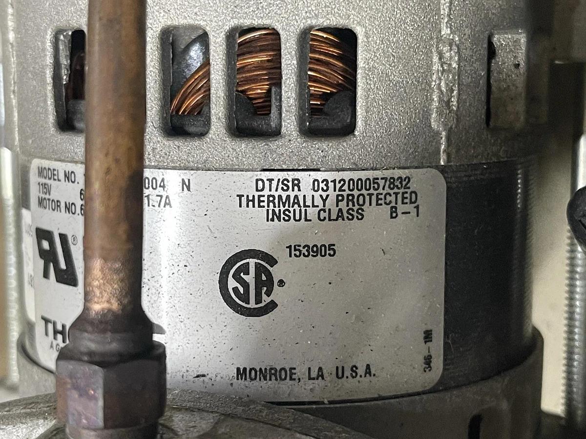 Used TRANE CHILLER PURGE PUMP PRGDA101AE000 M4FH-0026-IAA-240 115 VOLT 12.3 AMP