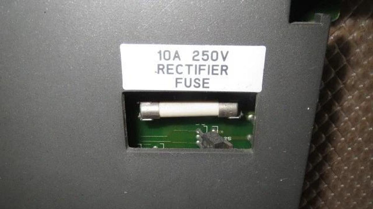 Used ALLEN BRADLEY 1771-OBD/B MODULE 10 TO 60 VDC OUTPUT 8 AMP WITH RECTIFIER FUSE