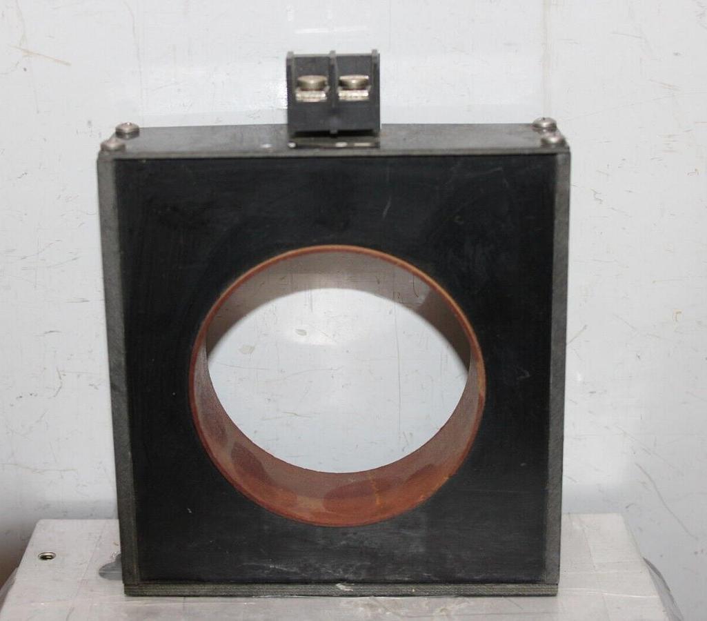 Used ARGA AC CURRENT TRANSFORMER 2-239 INPUT: 0-1000 VAC OUTPUT: 0-10 VDC
