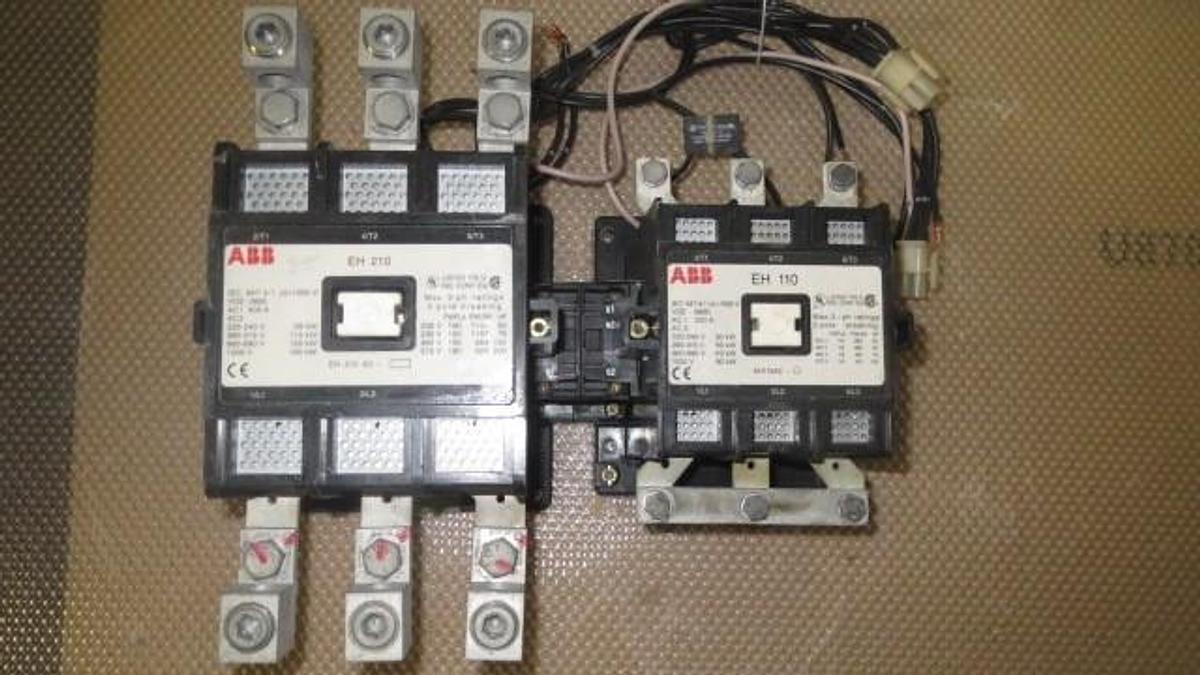 Used ABB REVERSING CONTACTOR EH 210 300 AMP AND EH 110 200 AMP WITH WIRING