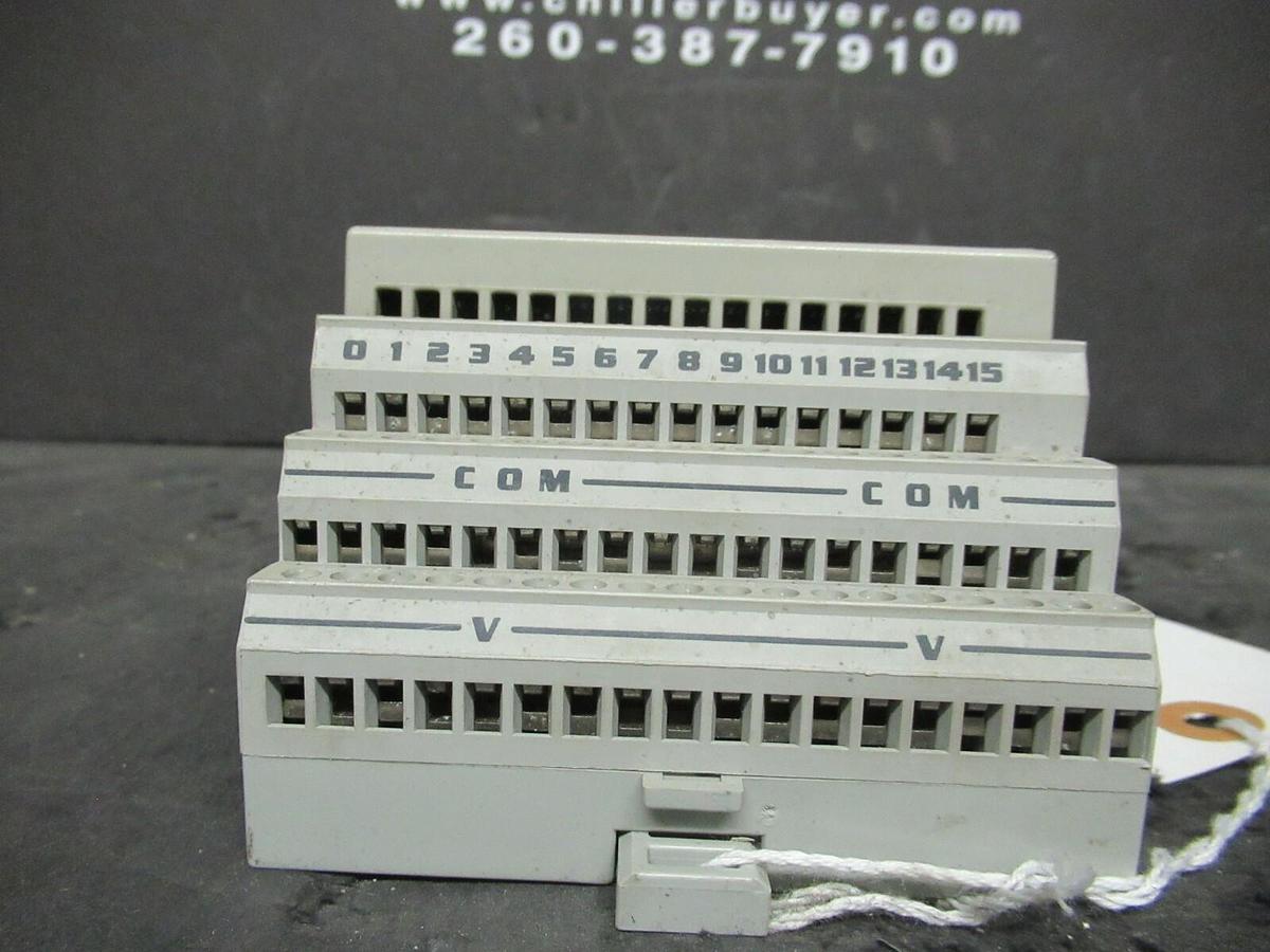 Used ALLEN BRADLEY FLEX I/O OUTPUT MODULE 1794-0B16 SER. A 96221873 REV. A01