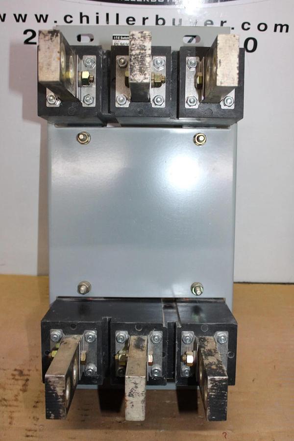 Used SIEMENS MOLDED CASE SWITCH CND63S120A 1200 AMP 600 VAC 3-POLE W/ MOUNT