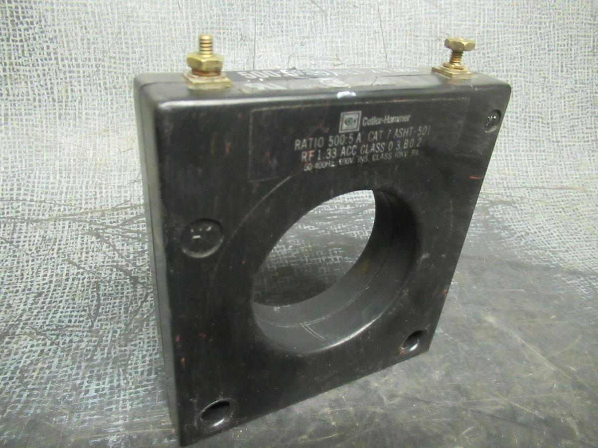 Used CUTLER HAMMER CURRENT TRANSFORMER ASHT-501 500:5 50-400 HZ 600 VOLTS