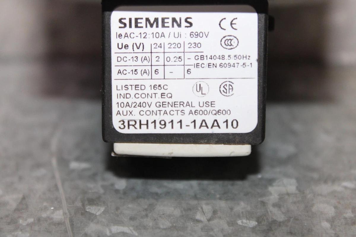 Used SIEMENS SIRIUS CONTACTOR 3RT1016-1BB41 600 VAC 20 AMP 7.5 HP W/ 3RH1911-1AA10