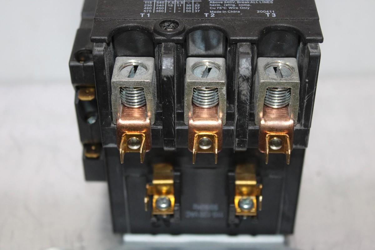 Used EATON CONTACTOR C25GNF390A 90 AMP 600 VOLT 50 HP 37 KW 3-PHASE 3-POLE