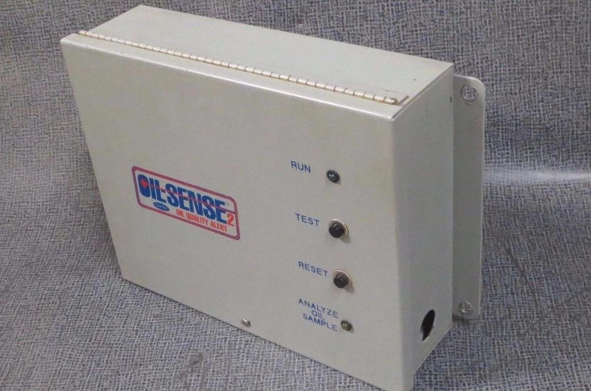 Used CARRIER OIL-SENSE 2 QUALITY SENSOR 115V 1 PHASE MODEL 32GA400504-2