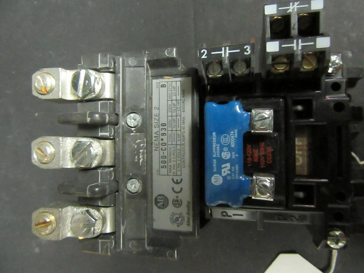 Used ALLEN BRADLEY NEMA CONTACTOR 500-CO*930 NEMA 2 45 AMP 600 VAC 25 HP COIL: 120V