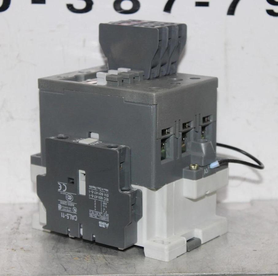 Used ABB CONTACTOR AE75-30 600 VAC 105 AMP 75 HP 3-POLE 3-PHASE COIL: 24 VDC