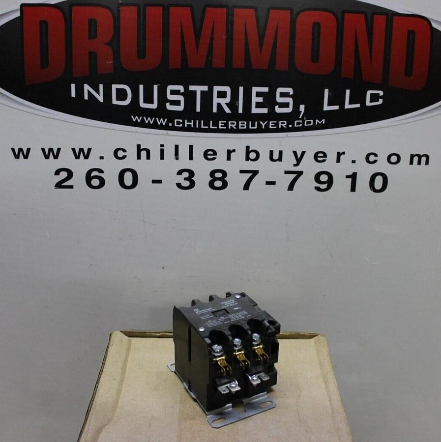 Used LIEBERT CPNTACTOR XMC0-253-EC01P 123273P1 3-POLE 25 AMP 600 VAC COIL: 24 VAC