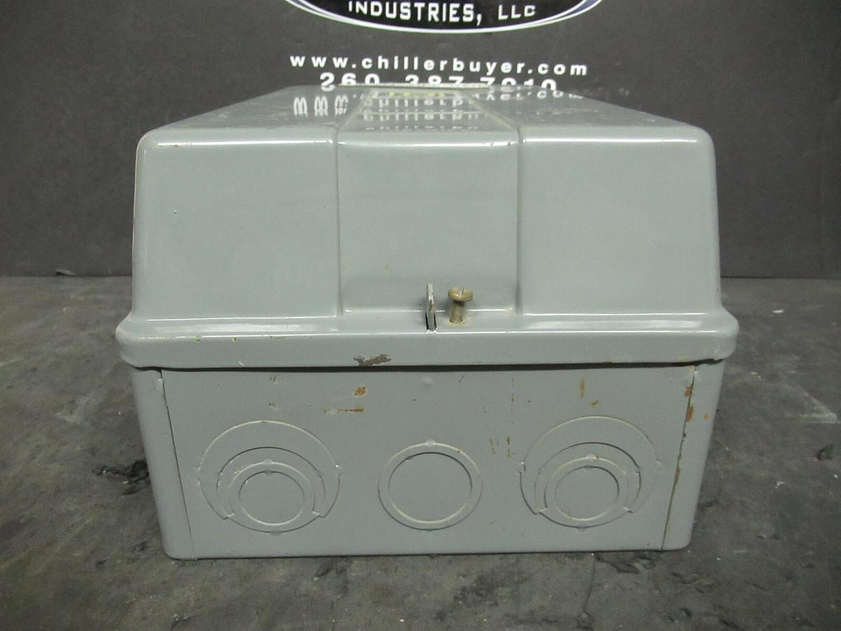 Used SQUARE D CLASS 8903 TYPE LXG 30 SERIES B CONTACTOR / STARTER ENCLOSURE 12 X 7.25