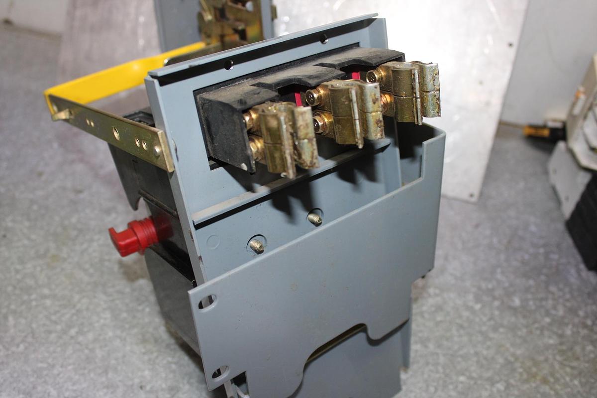 Used CARRIER INTEGRATED STARTER MODULE CEPL130259-07-R 115 VAC