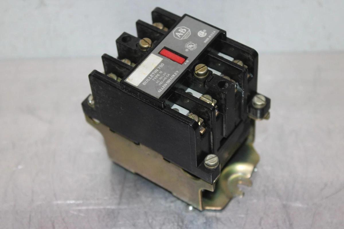 Used ALLEN BRADLEY RELAY 700-N400A1 300 VOLT 5 AMP **WARRANTY INCLUDED**