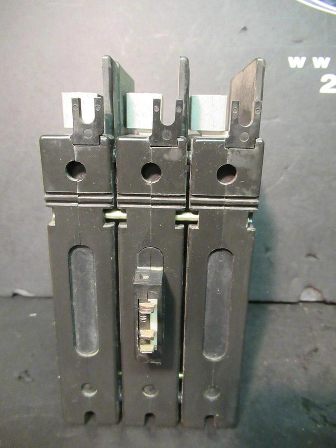 Used AIRPAX 3 POLE 28 AMP BREAKER 600 VAC 219-3-1REC5-33297-8 32.2 TRIP X13050461-08