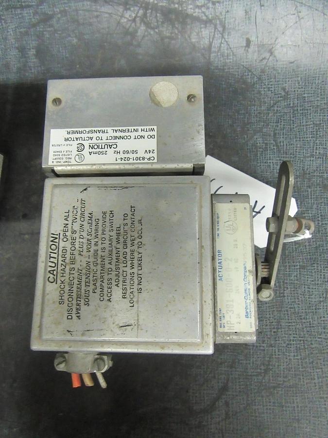 Used BARBER COLMAN MP-381-600-0-2 ACTUATOR 24V 2.2A 28W W/ CP-8301-024-1 DRIVE