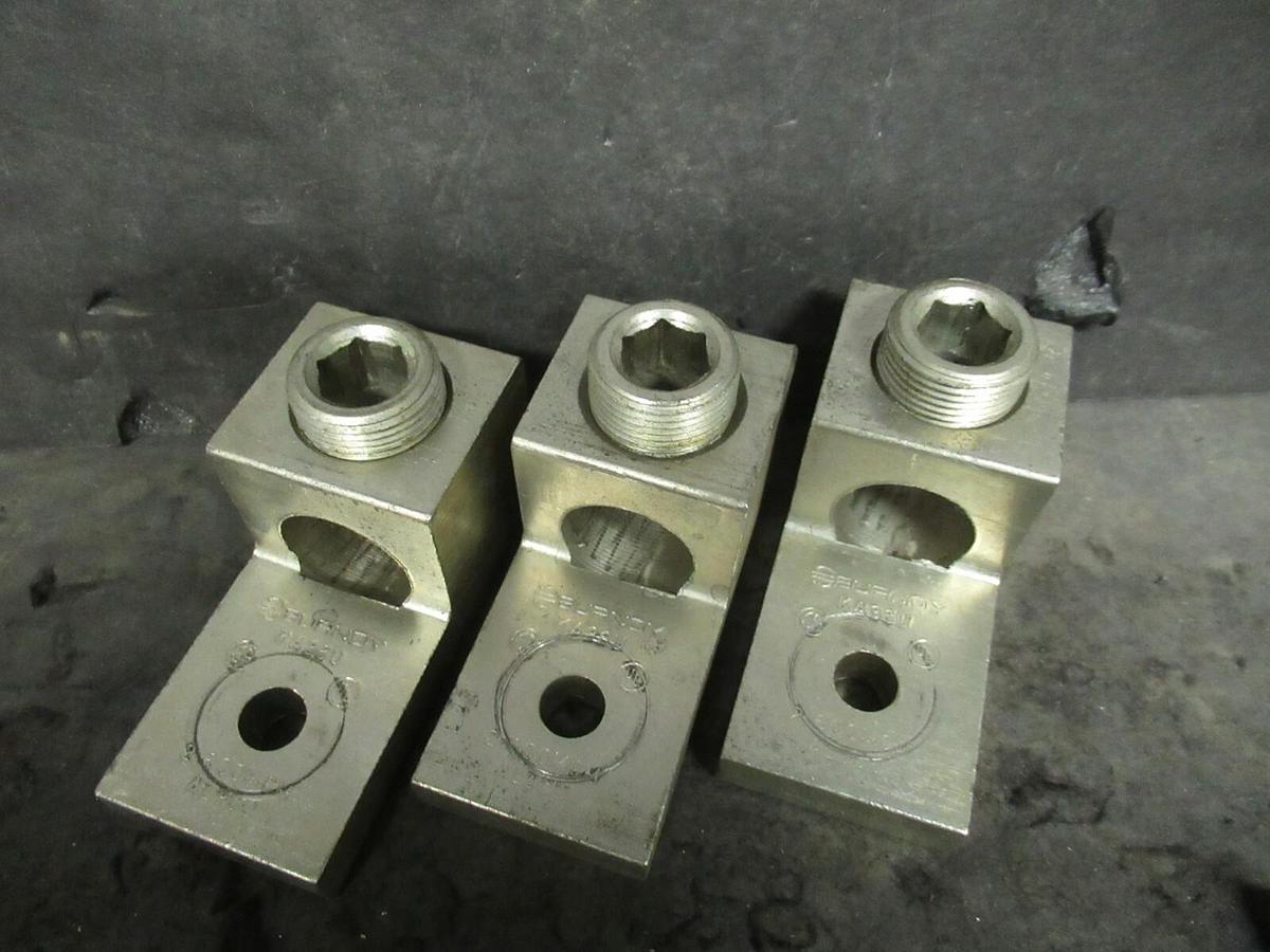 Used (3) QTY BURNDY KA36U 1 (SINGLE) BARREL MECHANICAL CONNECTOR LUG TAP 600 MCM - 2